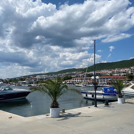 Horizon 12 'в' 公寓 *